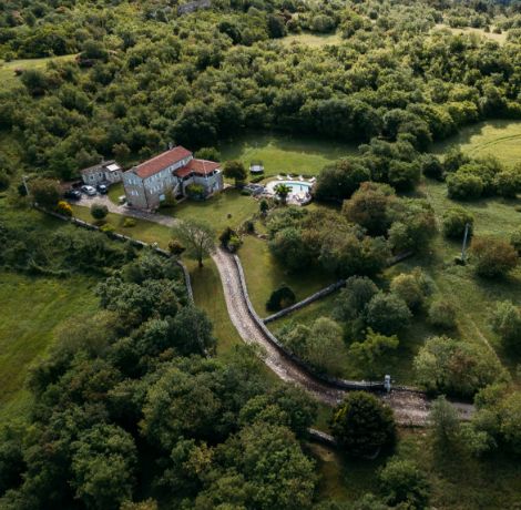 PHOTO-2018-05-17-11-13-45